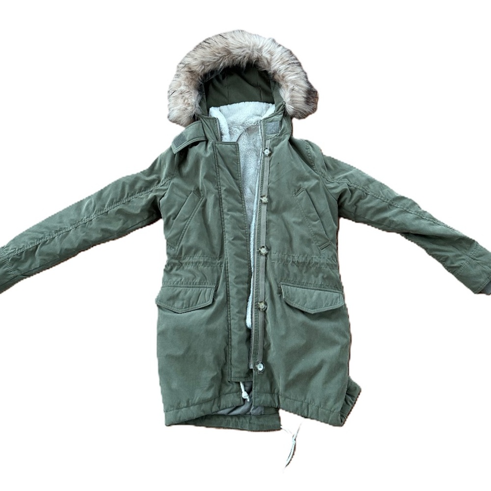 HOLLISTER WINTER PARKA FURRY HOOD